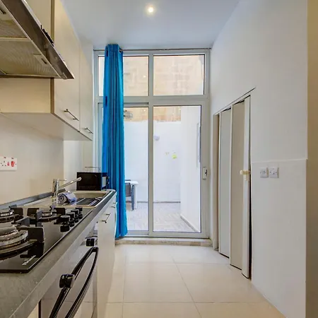 Apartman With Terrace 5 Min Walk To Valletta