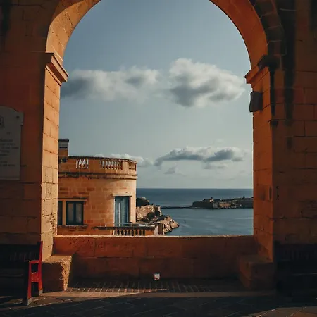 Apartman With Terrace 5 Min Walk To Valletta *